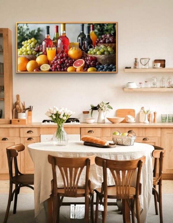 2ffdff40-f0b4-11f0-b6fa-df66f8d33c21 Tableau Moderne en cristal porcelaine 2D Plat - 1 Pièce encadre : Pamplemousse, Raisins, Bouteilles de Vin - Couleurs Rouge Vif, Orange,