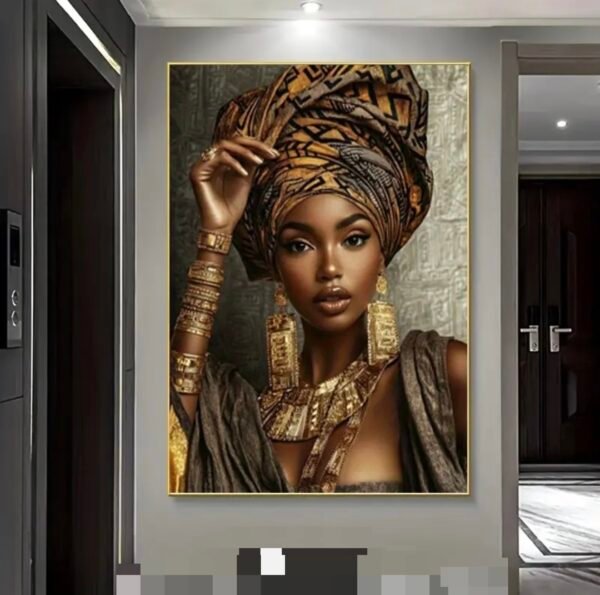 IMG_6400 Tableau mural plat 2D, 1 pièce, Portrait de femme africaine sur toile - Femme élégante en tenue traditionnelle africaine avec bijoux dorés,