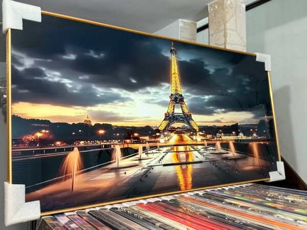 IMG_6736 Art Mural Tour Eiffel en Cristal et Porcelaine