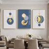 E90EB687-7E29-4B15-BBC1-8AF5DE4BE288 Cadre Décoratif Cristal Porcelaine diamants 45x60cm – Art Moderne Bleu, Beige et Doré