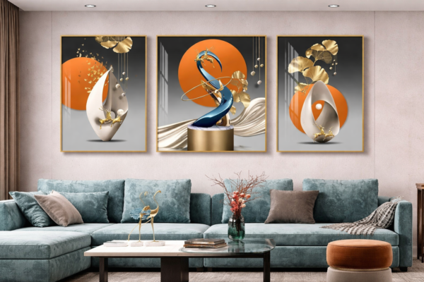 A62E12AE-FCA0-4AE5-A0C1-749A36F41C5F 3-Piece Art Décor Set - Elegance in Crystal and Porcelain
