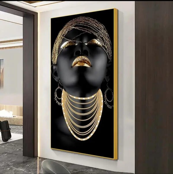 Cadre Décoratif Femme Africaine Luxe Noir et Or – 60 x 120 cm