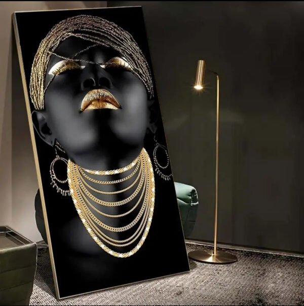 Cadre Décoratif Femme Africaine Luxe Noir et Or – 60 x 120 cm