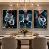0659D1F7-2663-40BC-A151-2F405FF4739B Ensemble de 3 Cadres Décoratifs Modernes – Verres à Vin en Cristal Porcelaine – 50 × 70 cm