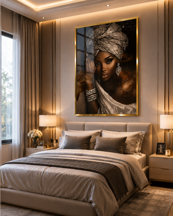 1A138E3A-8B21-4F8D-8440-FABEE2CA2888 Art mural 1 pièce – Femme Africaine Élégante | Cadre en Cristal Porcelaine | Cadre Noir | Décoration Murale Moderne | 50 × 70 cm | Rithdecor