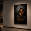 3B2929CB-0E53-476A-9177-091ACDE5B2AC Art mural 1 pièce – Portrait Femme Élégante Noir & Or | Tableau en Cristal Porcelaine | Décoration Murale Moderne | 50 × 70 cm | Rithdecor